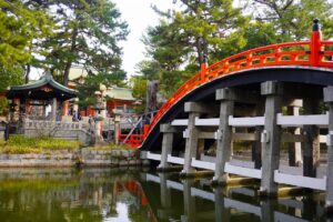大阪の海の神様、住吉大社。団体旅行・社員旅行でお参りしてみては?