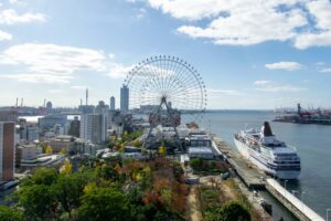 大阪の天保山には海遊館や大阪湾を周遊するサンタマリア号などがあり、団体旅行でも楽しめるスポットです。