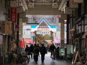 大阪府の空堀商店街は、映画「プリンセス・トヨトミ」のロケ地にもなりました。団体旅行・グループ旅行・社員旅行で散策できます。