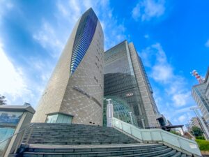 大阪NHKでは放送に関する展示をみることができます。社員旅行・団体旅行でもおすすめです。