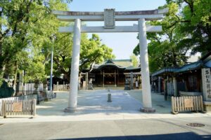 大阪府の石切神社は、参道にお土産やスイーツが売られています。団体旅行・社員旅行でも楽しめます。