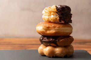 大阪府内のダスキンミュージアムでは、ドーナツの工場見学ができます。