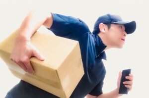 運送業の現場を見学できるヤマトグループ関西ゲートウェイは、団体旅行でもおすすめしたい見学場所です。